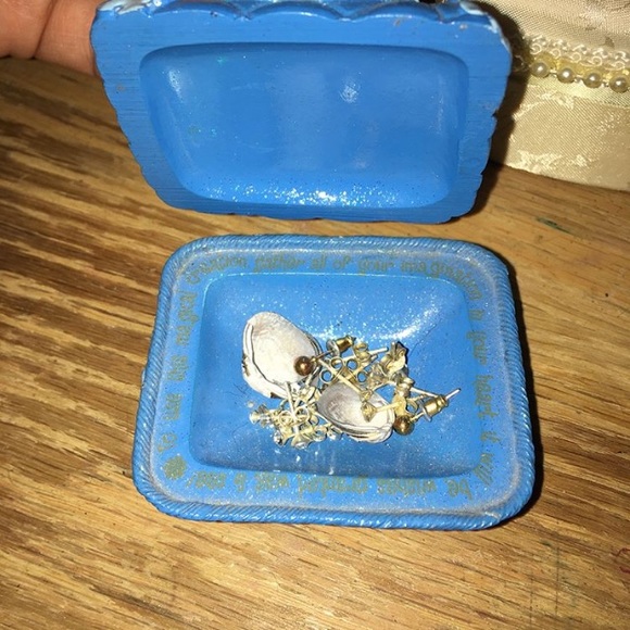 Jewelry box - Picture 2 of 3